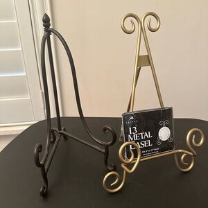 Two metal Easel Bundle One is NWT